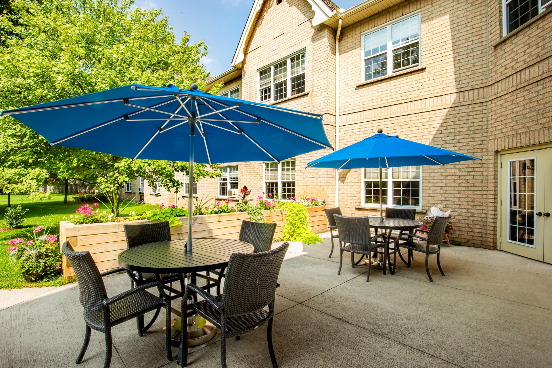Prima Living Anne Hathaway amenities