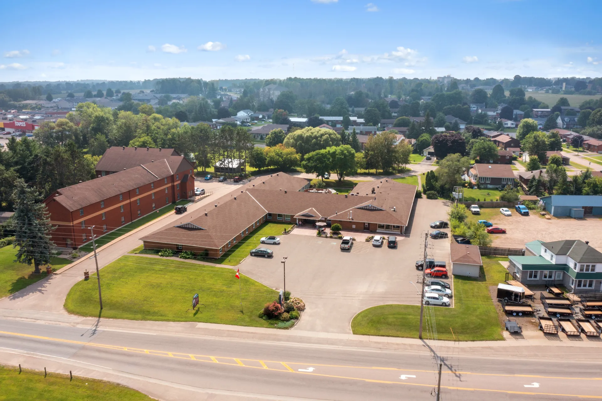 Prima Living Pinewood location