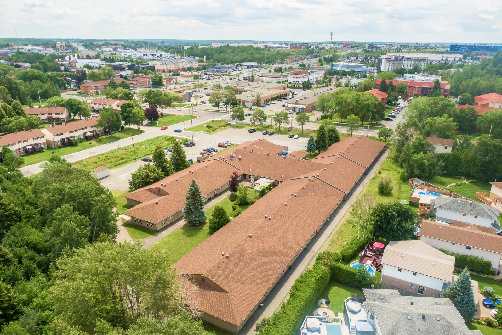 Prima Living Westmount on William location